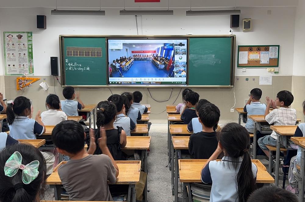 09949d******543738c774b92d1deb649.jpg 09949d******543738c774b92d1deb649.jpg