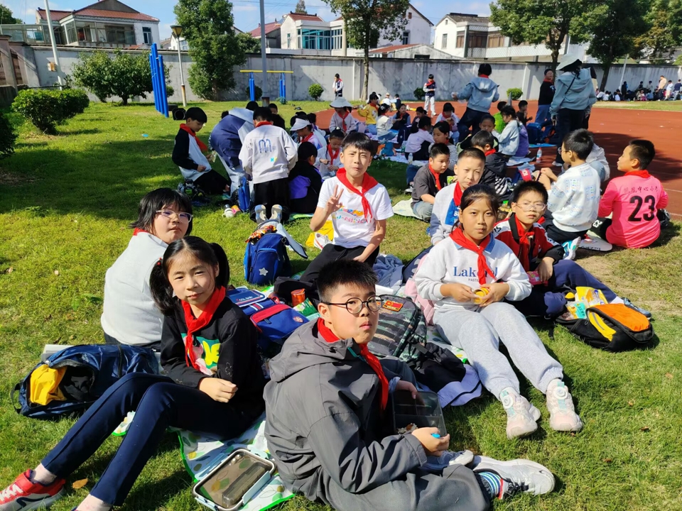 7b96d9f1746d4258abb6e34c55e7d82d.jpg 7b96d9f1746d4258abb6e34c55e7d82d.jpg