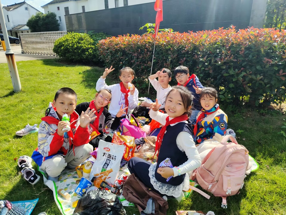 d538dcd760114dcbaf4d8ad72f23b605.jpg d538dcd760114dcbaf4d8ad72f23b605.jpg