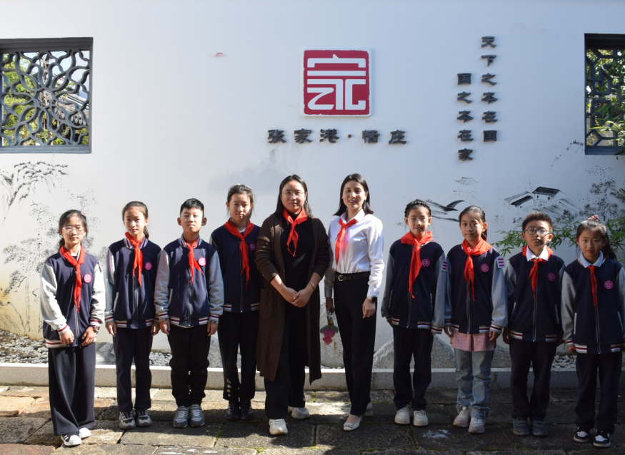 2322660615d044f284335a1bb7a415a8.png 2322660615d044f284335a1bb7a415a8.png